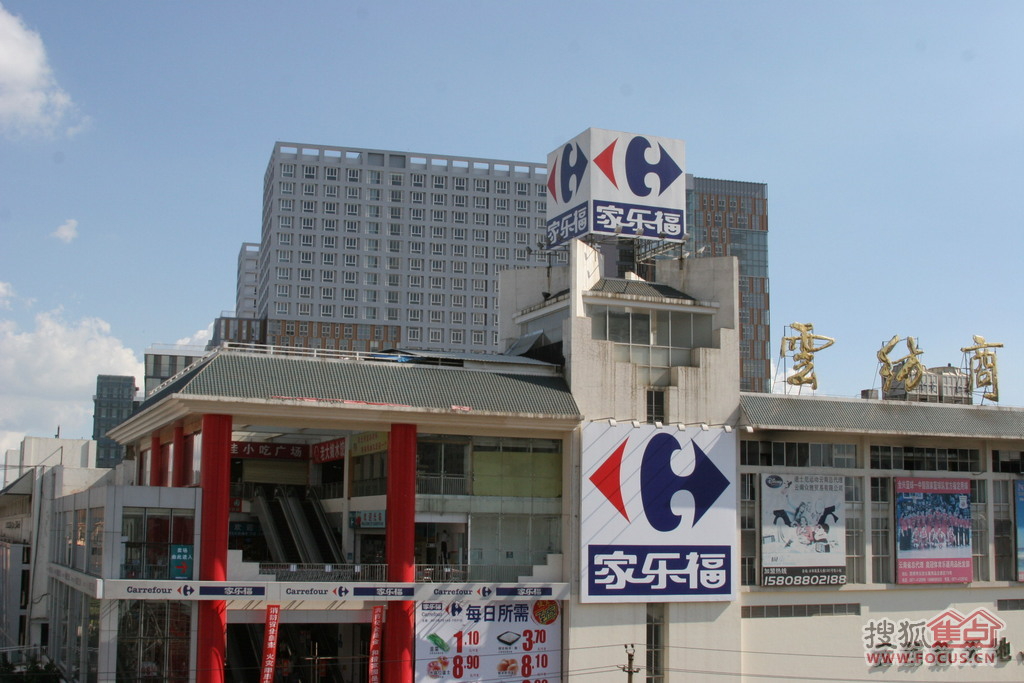 云南格泰商業運營管理有限公司 營運管理，項目位于云紡商圈，東臨海埂路，地處一環和二環之間，是昆明市進出南市和西市的咽喉要道。按照政府規劃，這里將被著力打造成為未來二級中心商務區。